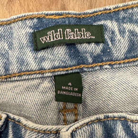 Distressed Light Blue Jeans Wild Fable High rise Tapered size 4 - Picture 4 of 7